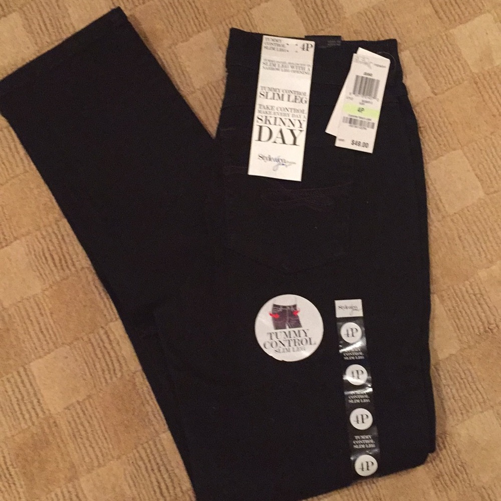 Women’s petite jeans. NWT